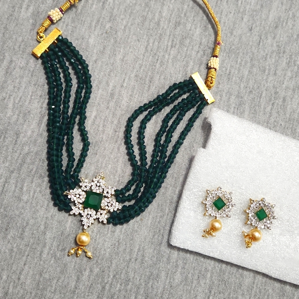 Indian Handmade Faux Emerald Gold Tone Beaded Rhinestones Necklace Earrings Set